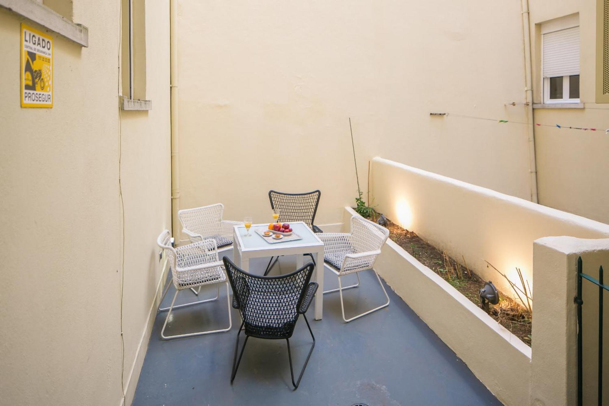TravelingToLisbon 300 - Marquês do Pombal Apartamento Exterior foto